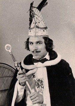 1976 Theo I Van Oppen
